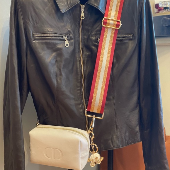 Dior white velvet & gold accent zippered crossbody with wide strap & keychain - Picture 11 of 12